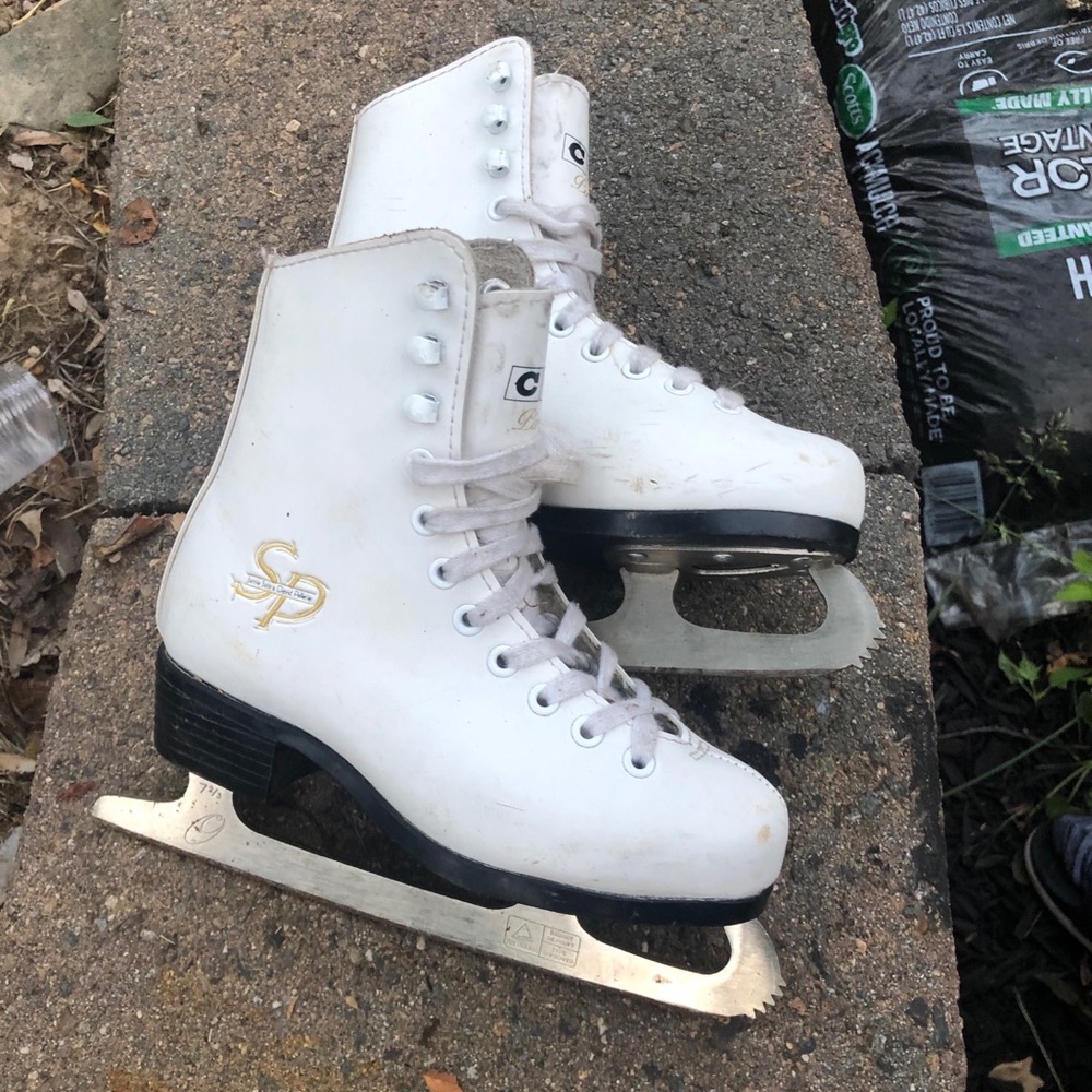 Girls ice skates